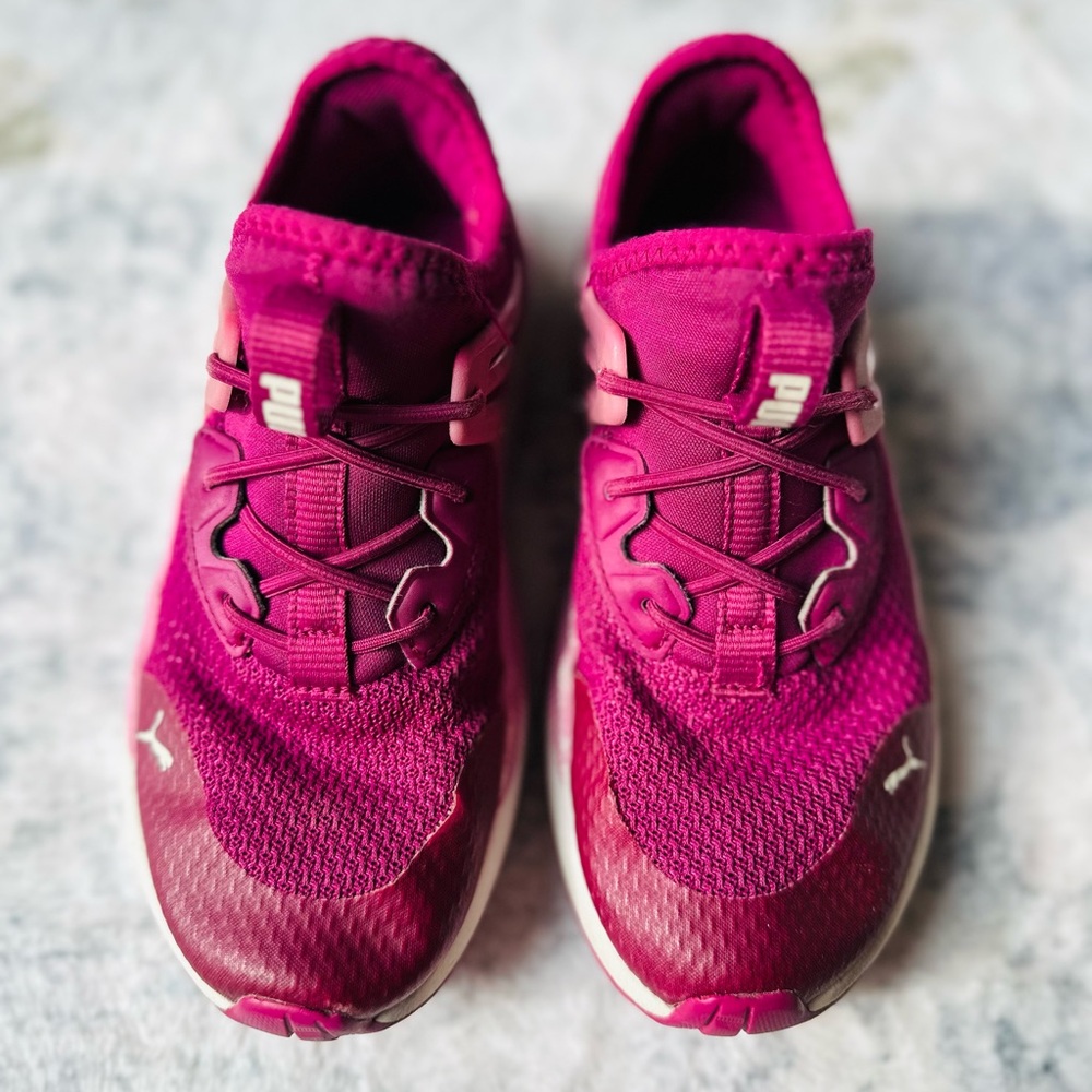 Puma Women's Fuchsia Athletic Shoes